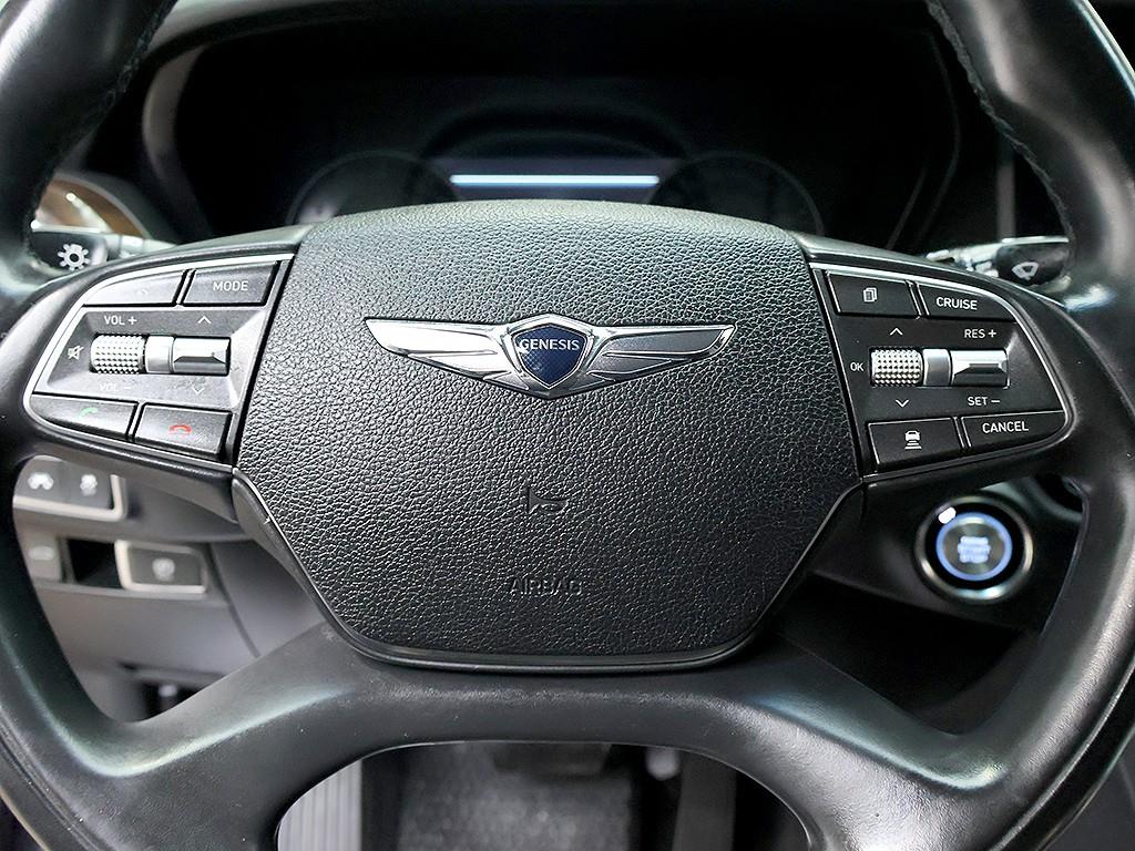 Genesis EQ900 — photo 16