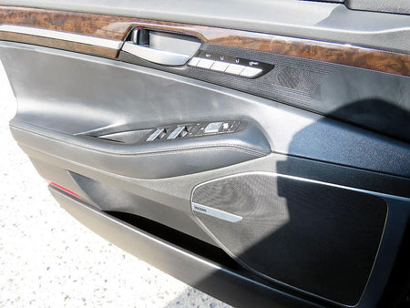 Genesis G90 — photo 12