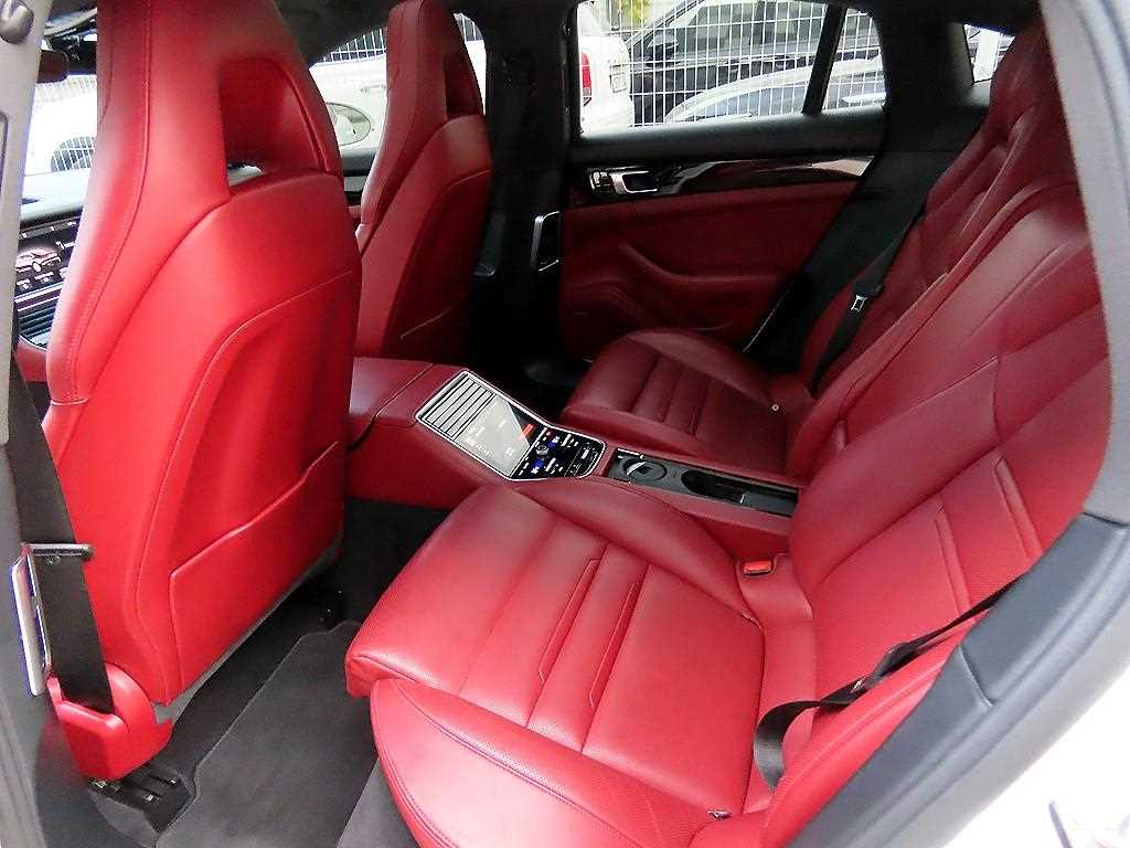 Porsche Panamera — photo 06