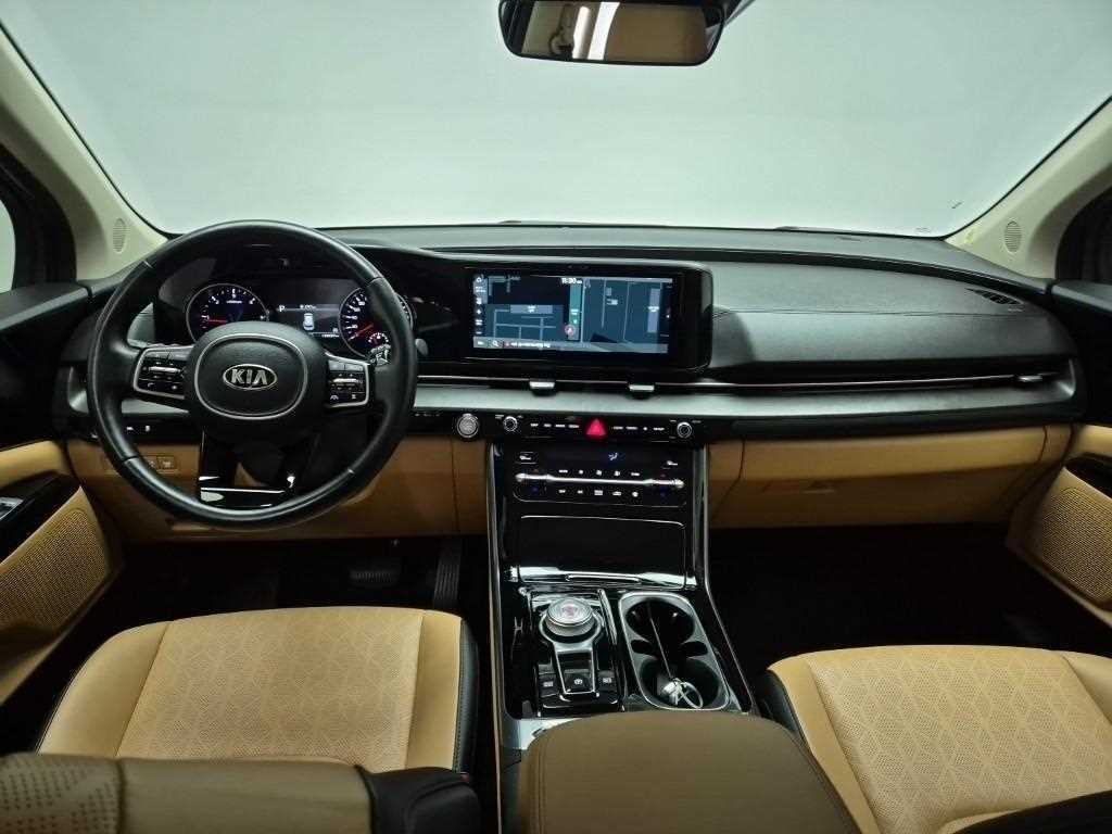 Kia Carnival — photo 07