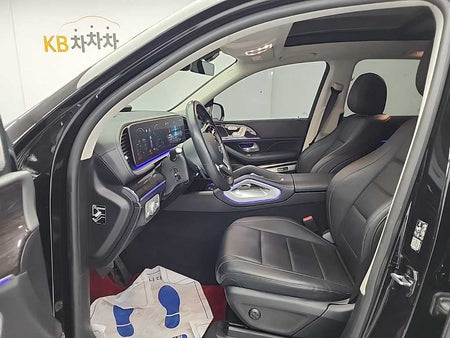 Mercedes-Benz GLE-Class — photo 11