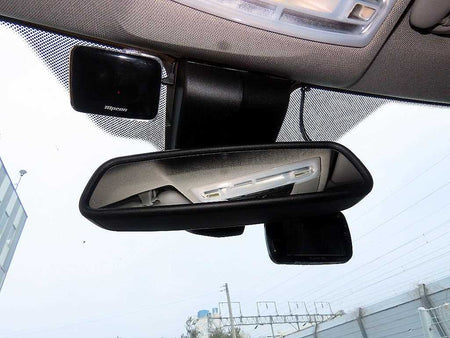 BMW 3-Series — photo 16