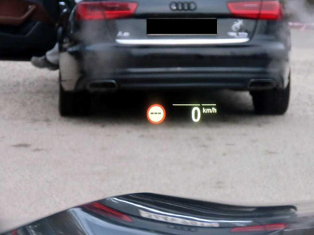 BMW X6 — photo 10