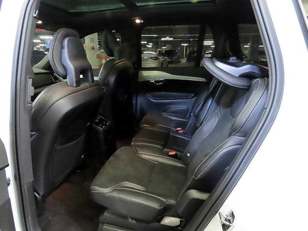 Volvo XC90 — photo 07