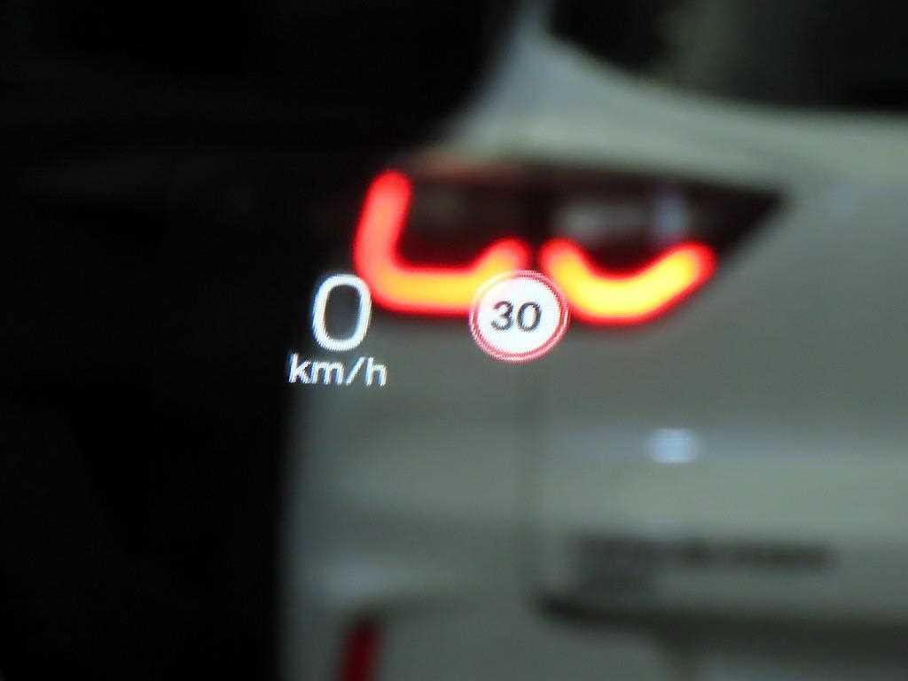 Volvo XC90 — photo 13