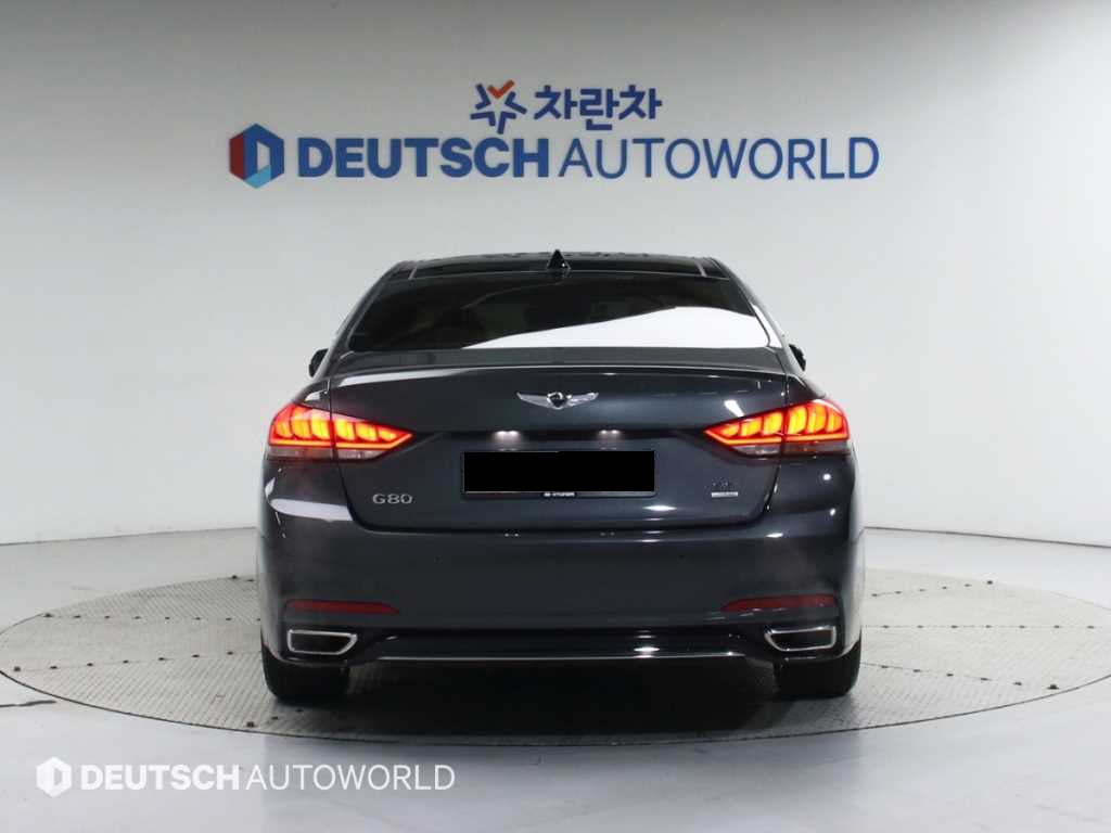 Genesis G80 — photo 04