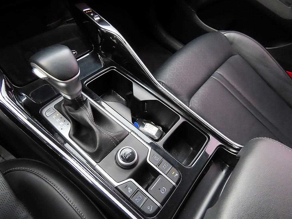 Kia Sorento — photo 10