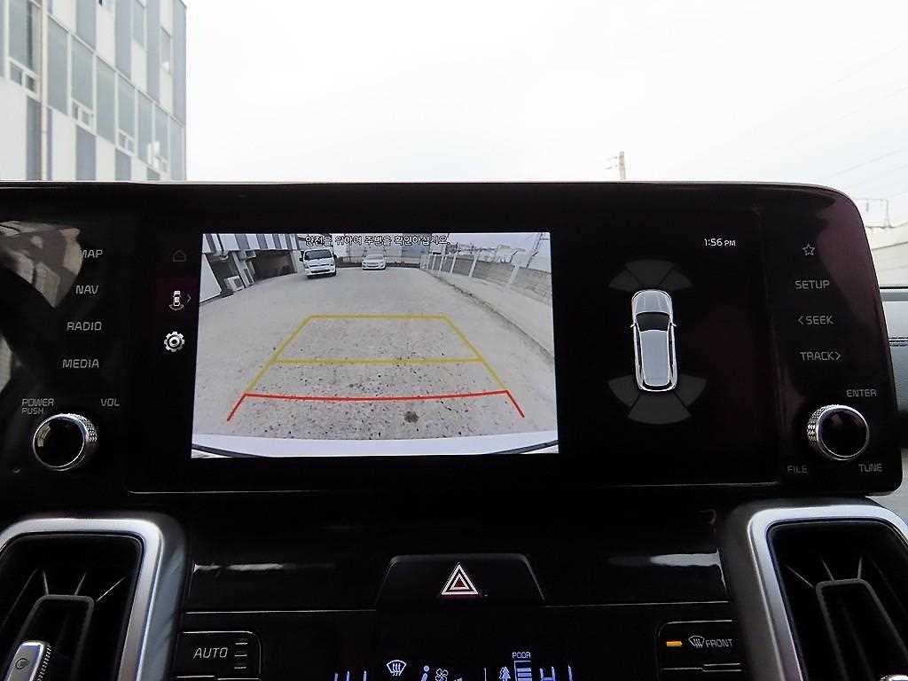 Kia Sorento — photo 16