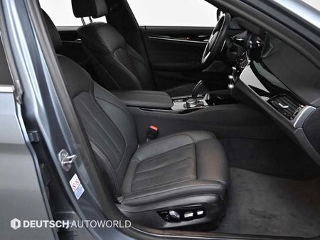 BMW 5-Series — photo 10