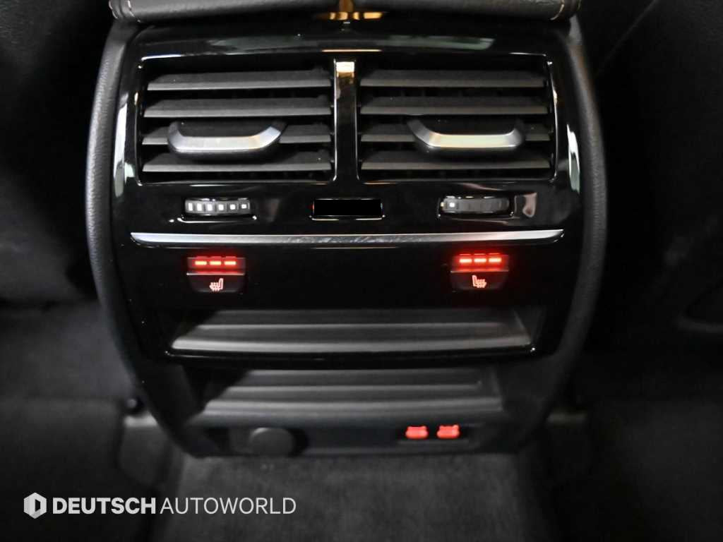 BMW 5-Series — photo 16