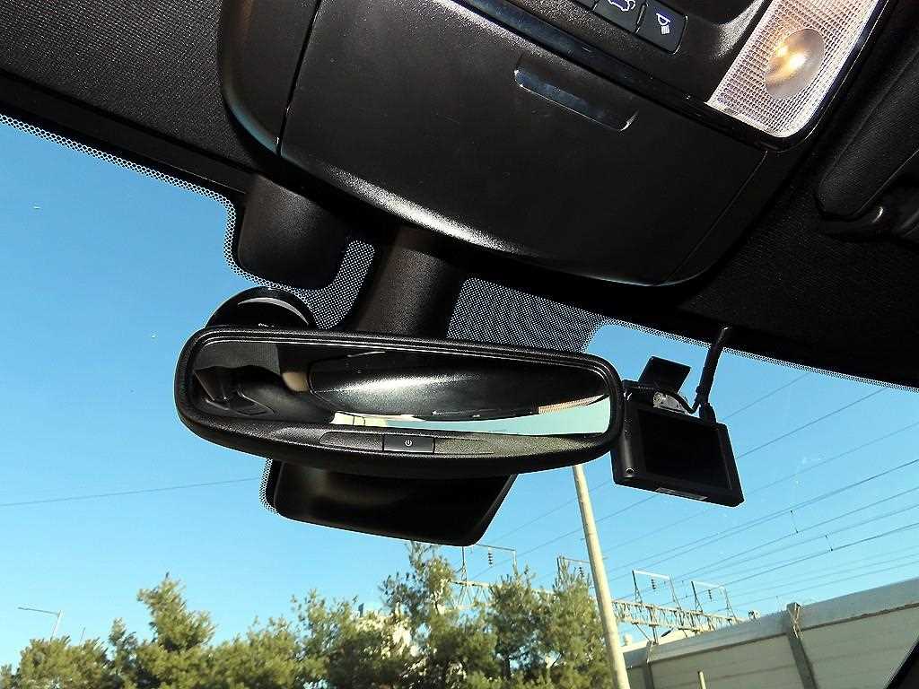 Jeep Cherokee — photo 14