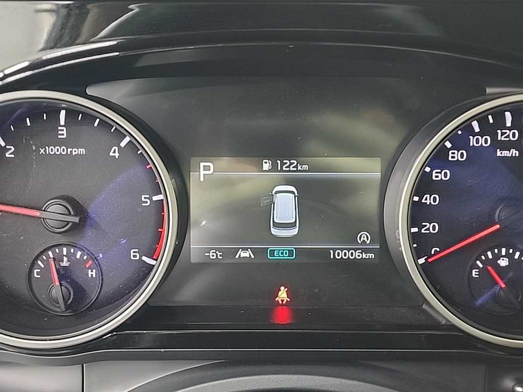 Kia Carnival — photo 06