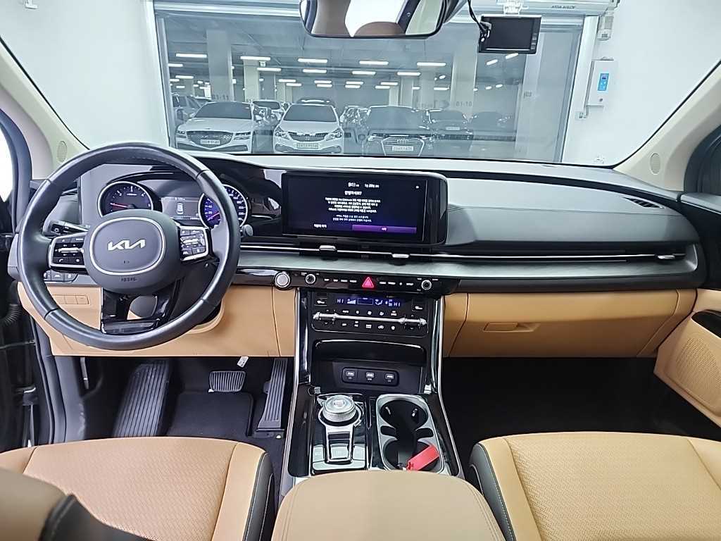 Kia Carnival — photo 07
