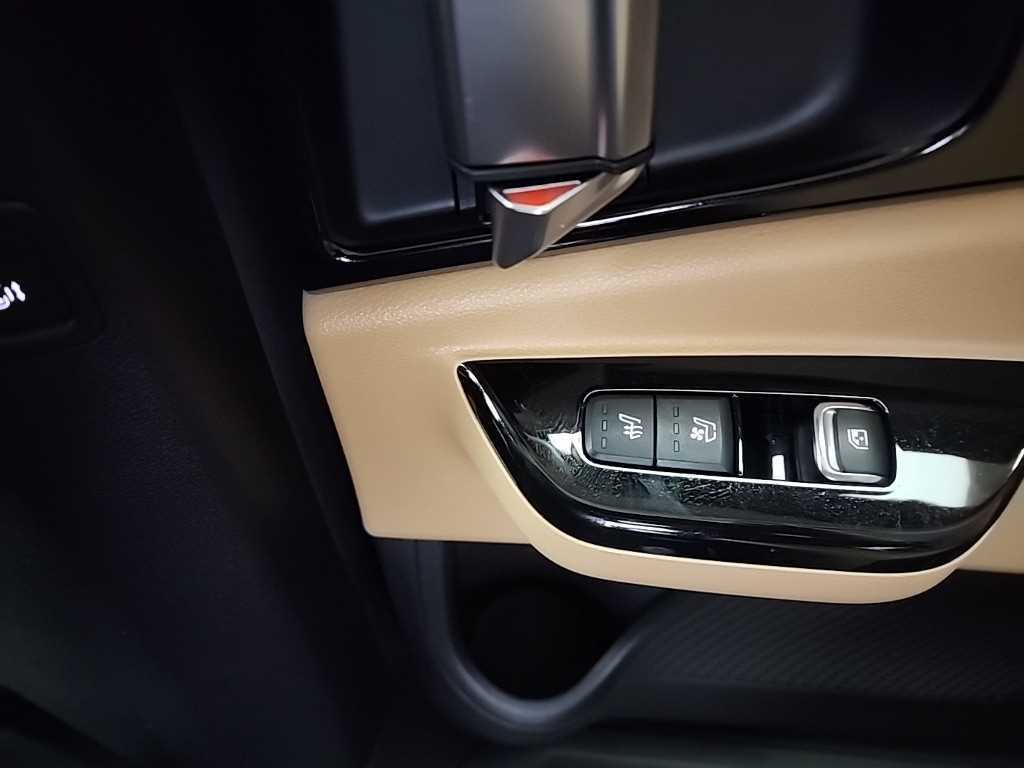 Kia Carnival — photo 15