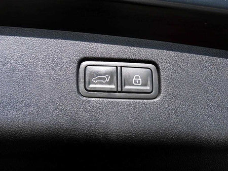 Genesis GV70 — photo 18