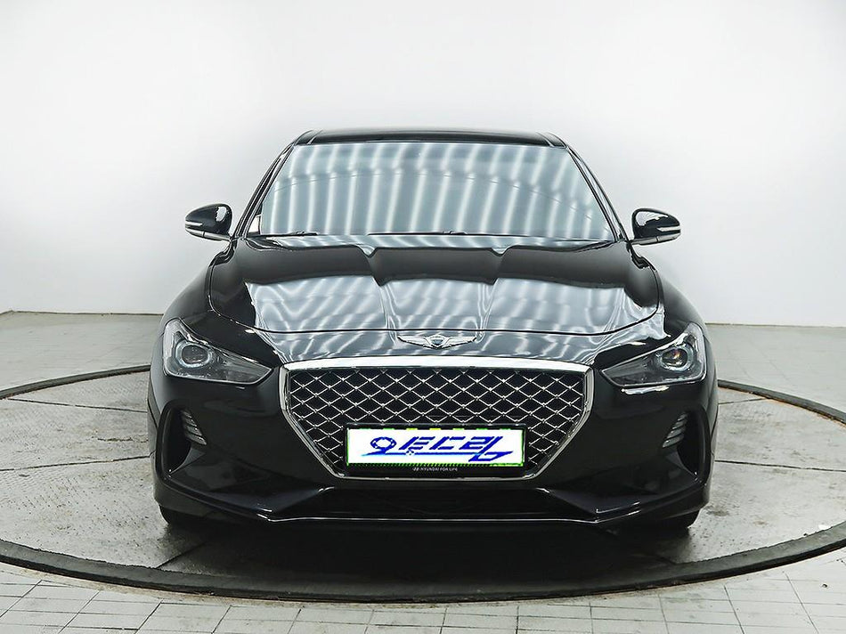 Genesis G70 — photo 01