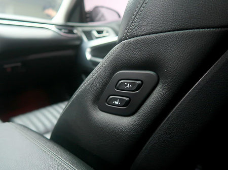 Genesis G70 — photo 14