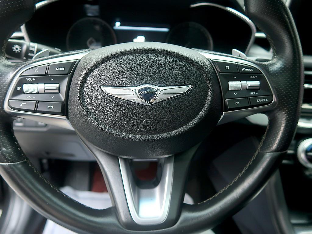 Genesis G70 — photo 17