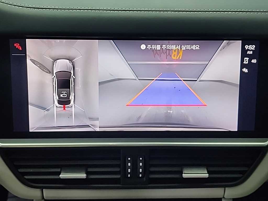 Porsche Cayenne — photo 17