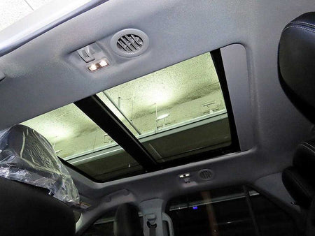 Ford Explorer — photo 16
