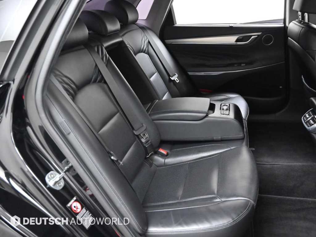 Hyundai Grandeur — photo 12