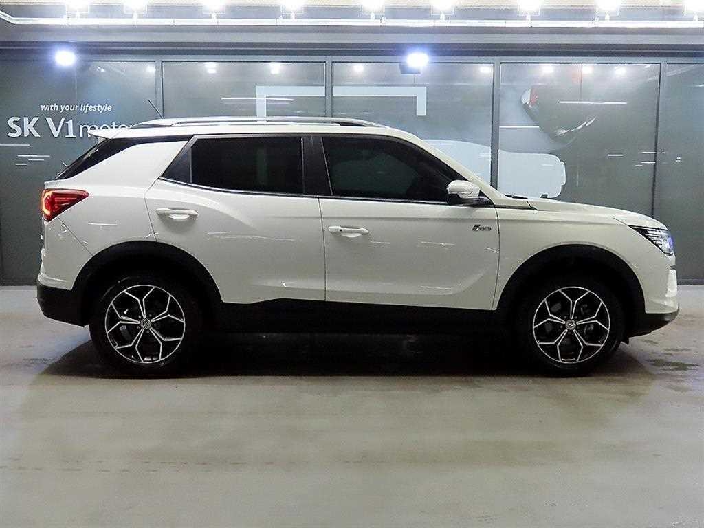 KGM KORANDO — photo 03
