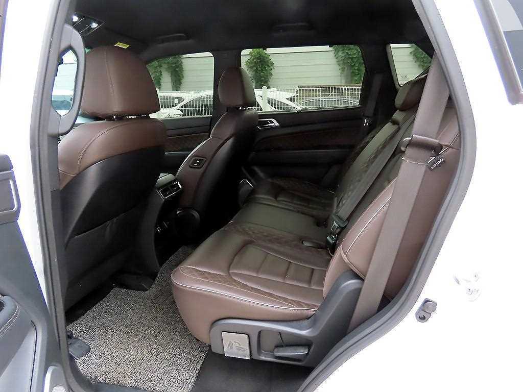 KGM Rexton — photo 06