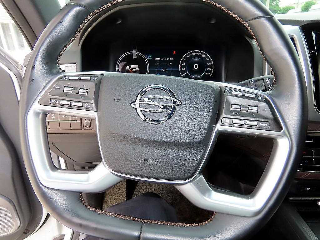KGM Rexton — photo 08
