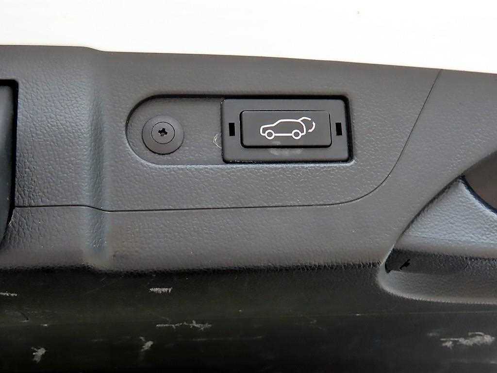 KGM Rexton — photo 16