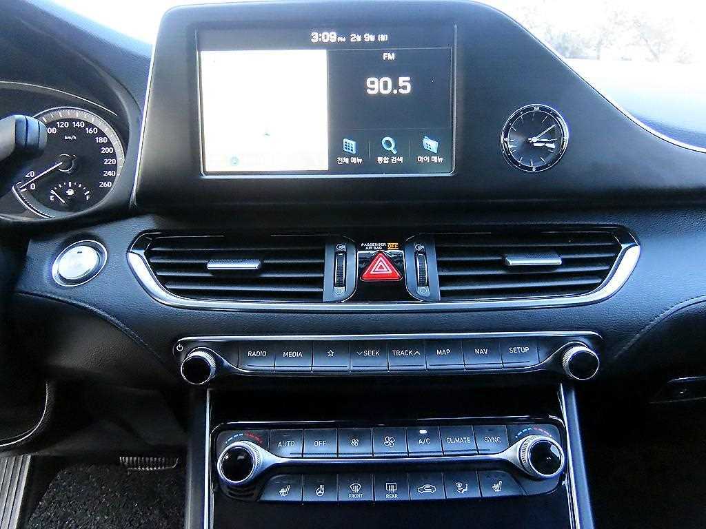 Hyundai Grandeur — photo 13