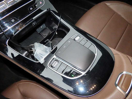 Mercedes-Benz E-Class — photo 11