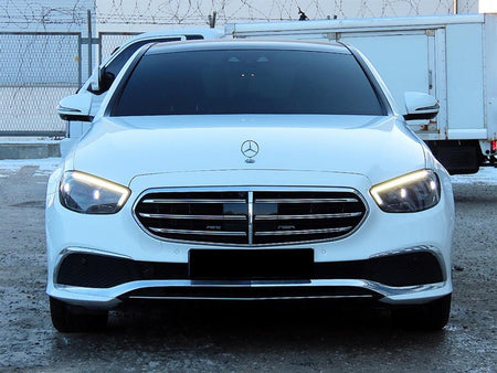 Mercedes-Benz E-Class — photo 01