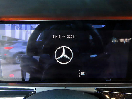 Mercedes-Benz E-Class — photo 09