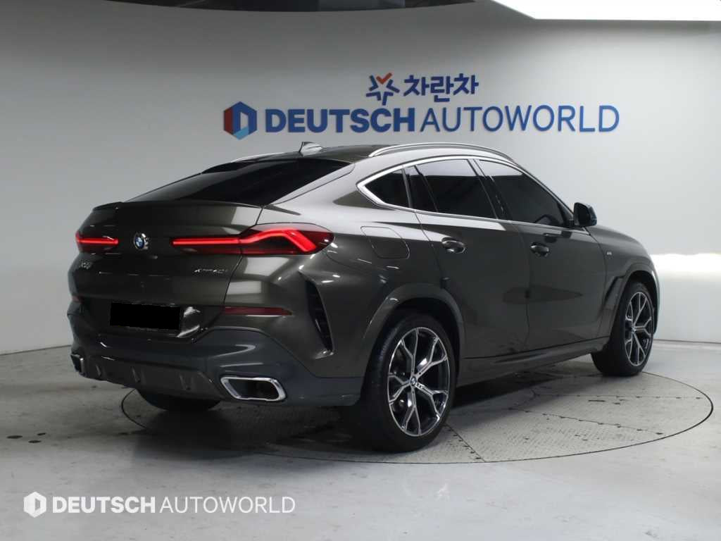BMW X6 — photo 02