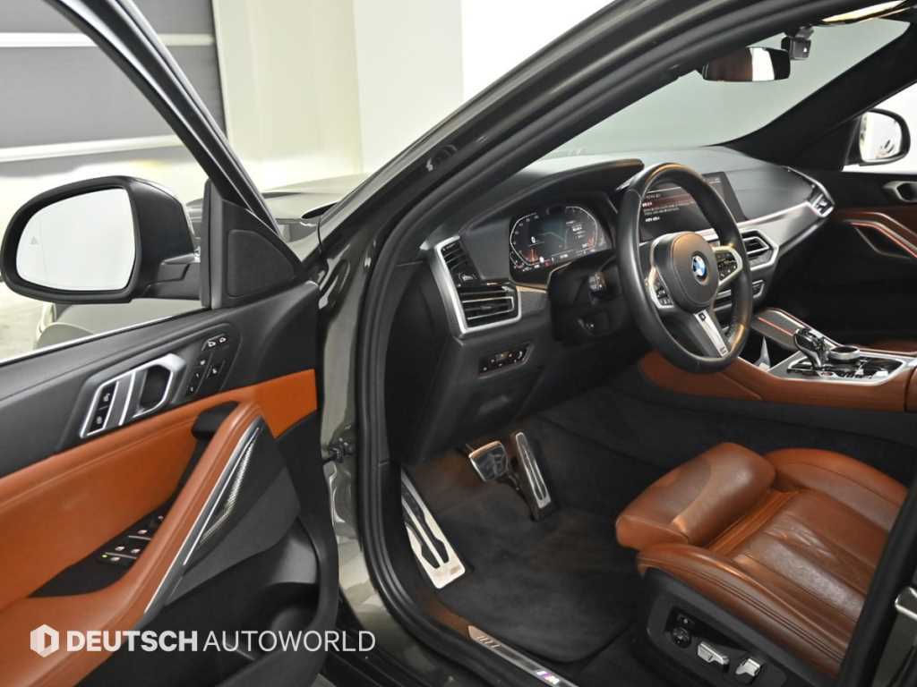 BMW X6 — photo 11