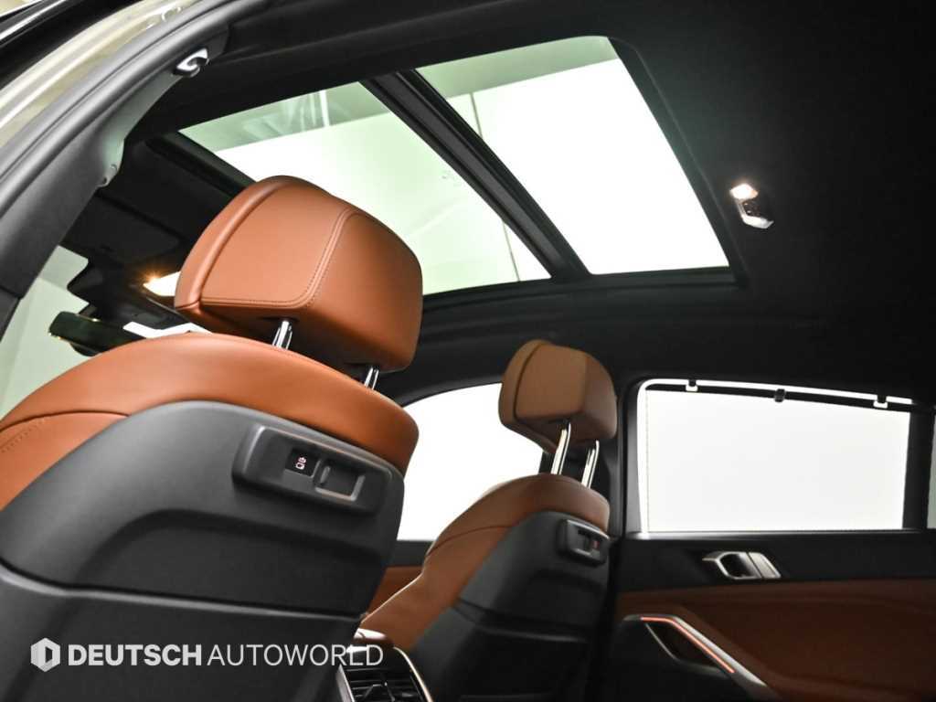 BMW X6 — photo 19