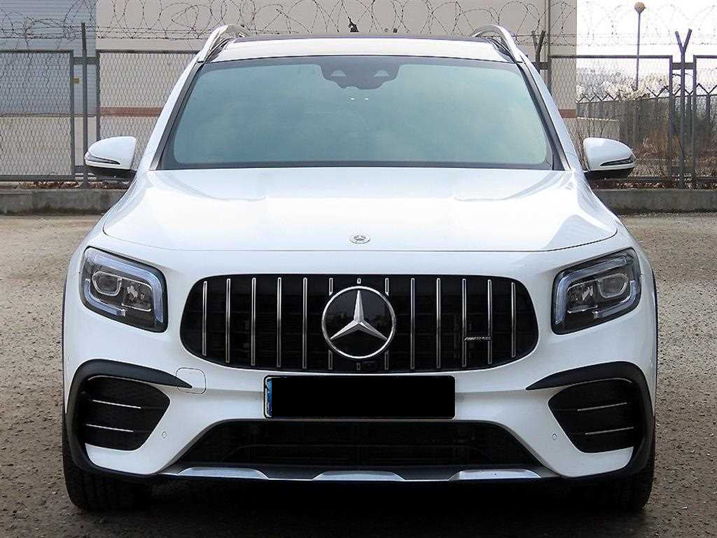 Mercedes-Benz GLB-Class — photo 01
