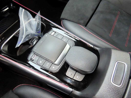 Mercedes-Benz GLB-Class — photo 11