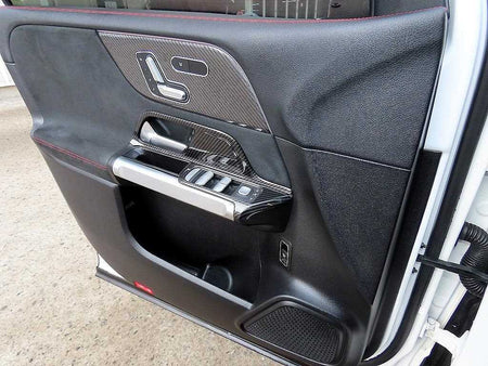 Mercedes-Benz GLB-Class — photo 12