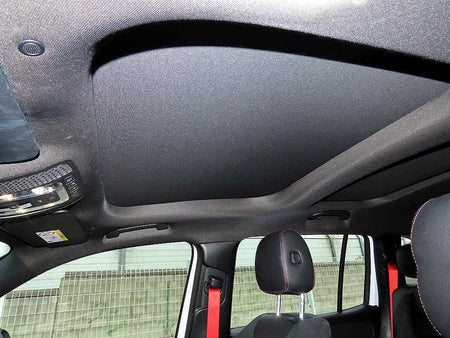 Mercedes-Benz GLB-Class — photo 18