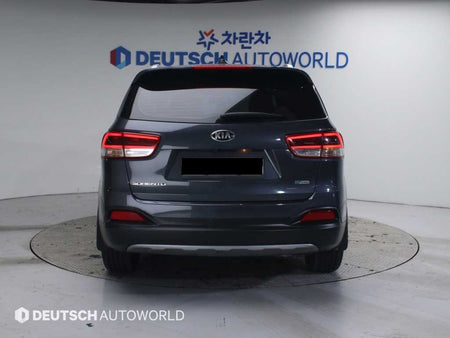 Kia Sorento — photo 04
