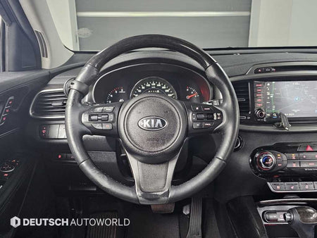 Kia Sorento — photo 13