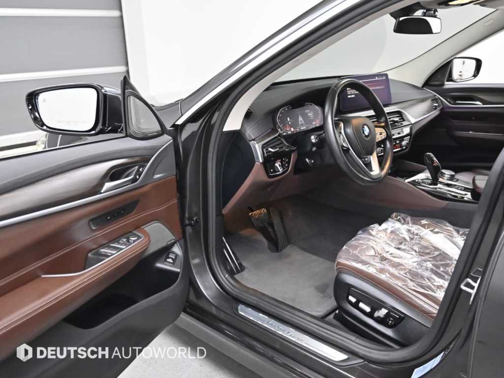 BMW Gran Turismo — photo 11