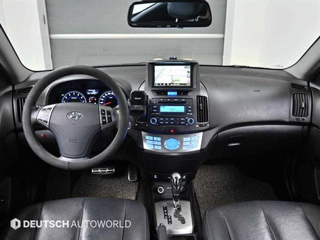 Hyundai Avante — photo 07