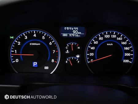 Hyundai Avante — photo 08