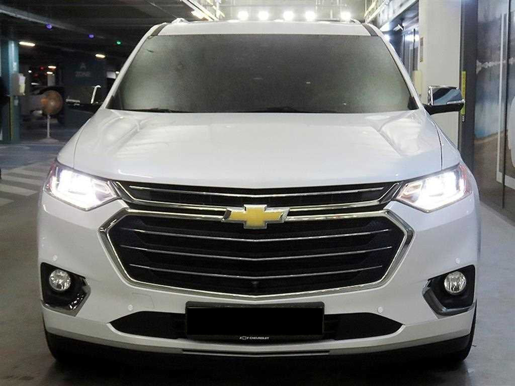 CHEVROLET Traverse — photo 02