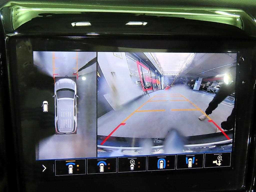 CHEVROLET Traverse — photo 15