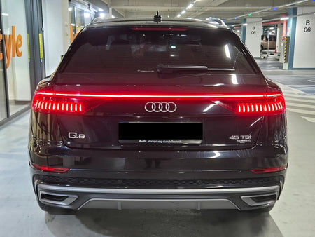 Audi Q8 — photo 05