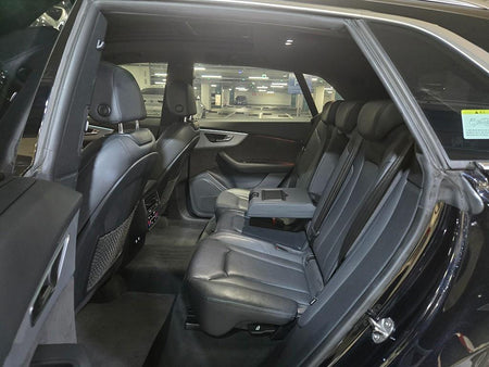 Audi Q8 — photo 07