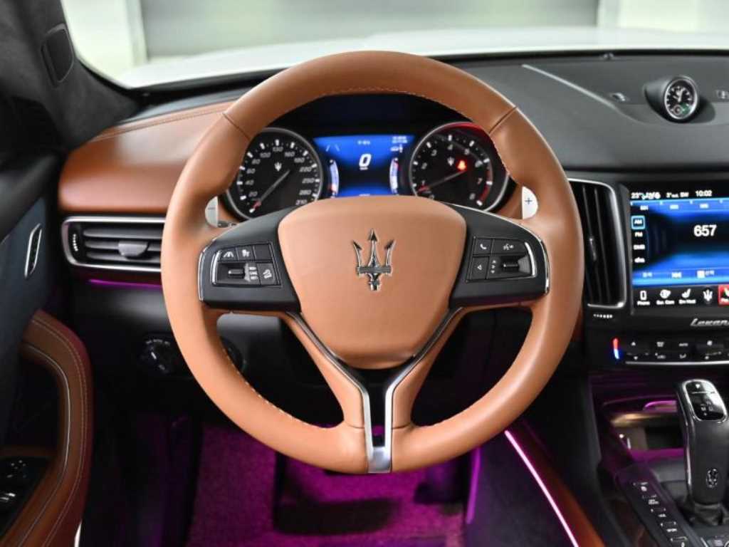 Maserati Levante — photo 14